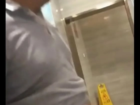 Gay fun in the bathroom with Japanese piss