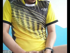 Gay Asian guy squirts during sex